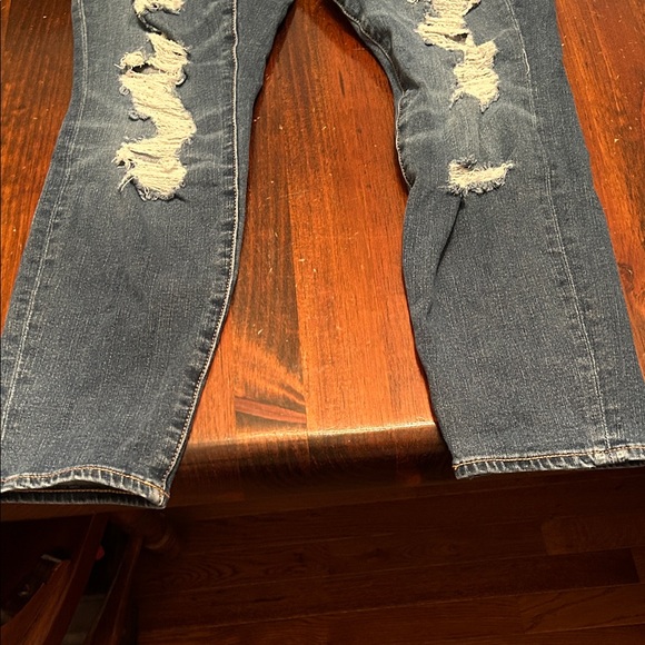 American Eagle Outfitters Blue Distressed Jeans - Picture 3 of 13